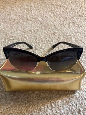 kate spade Black Cat-Eye Sunglasses with Gold Case